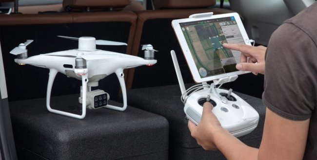 Квадрокоптер DJI Phantom 4 Multispectral + Мобильная станция D-RTK 2 High Precision GNSS в Самаре